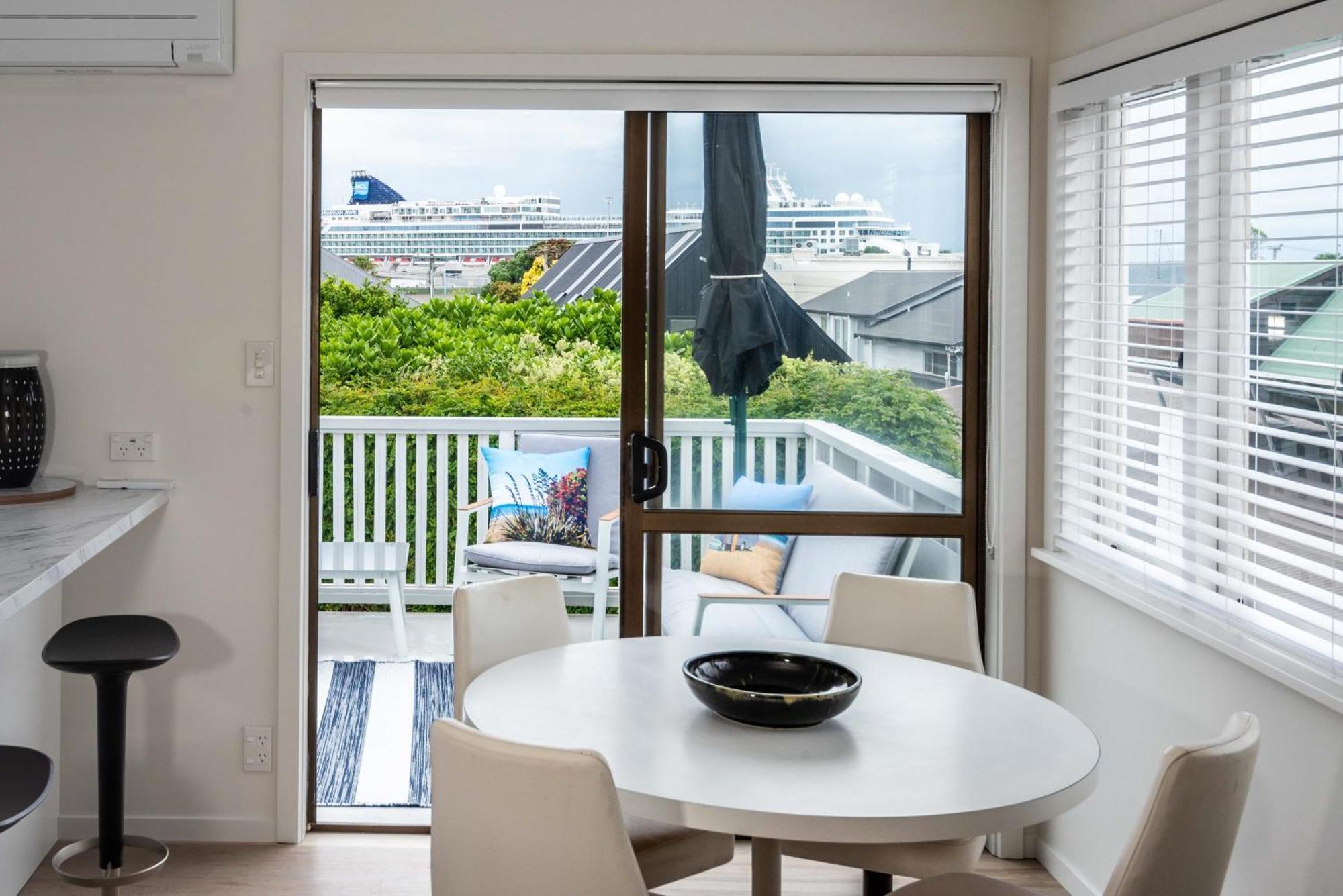Awesome Beach House On Oceanview Road เมาท์มองานุย ภายนอก รูปภาพ